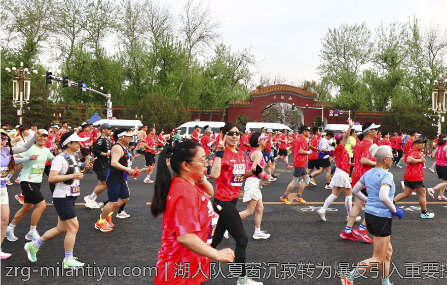 湖人队夏窗沉寂转为爆发引入重要拼图助力夺冠